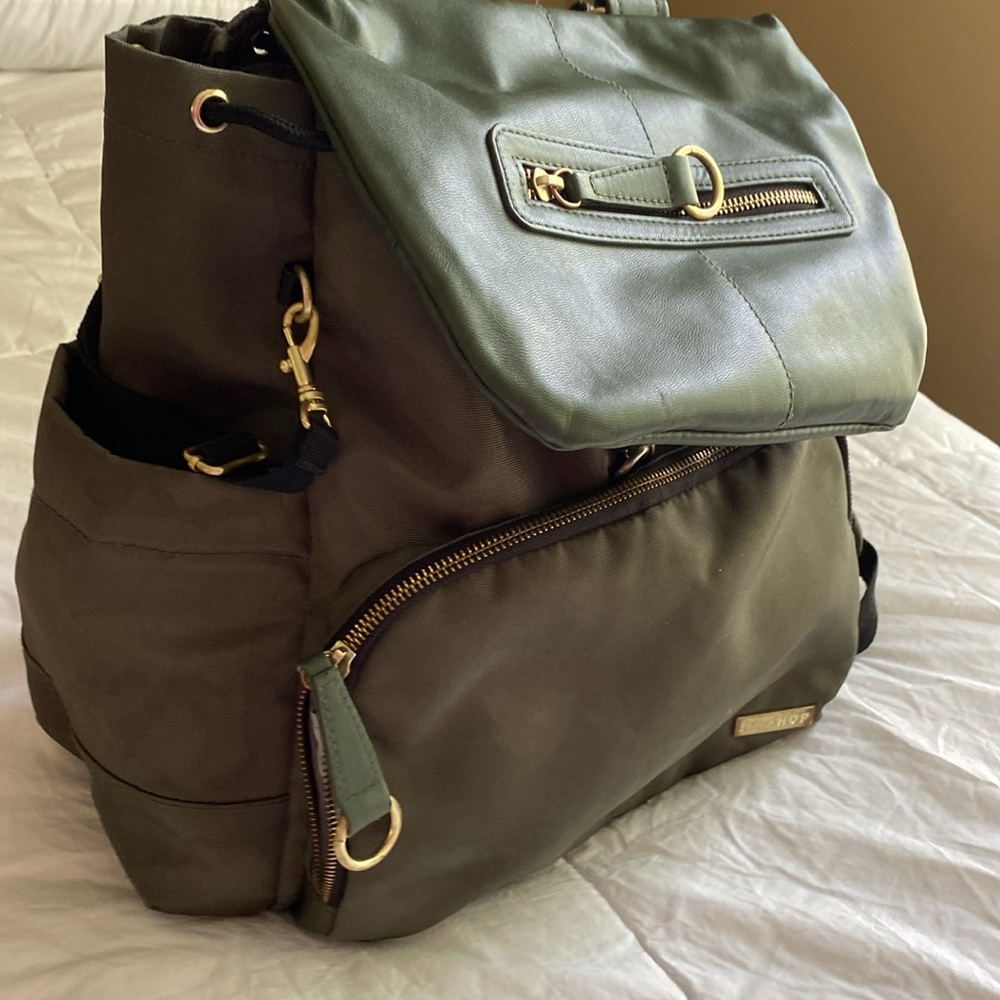 Skip Hop Green Backpack Diaper Bag - Picture 6 of 7